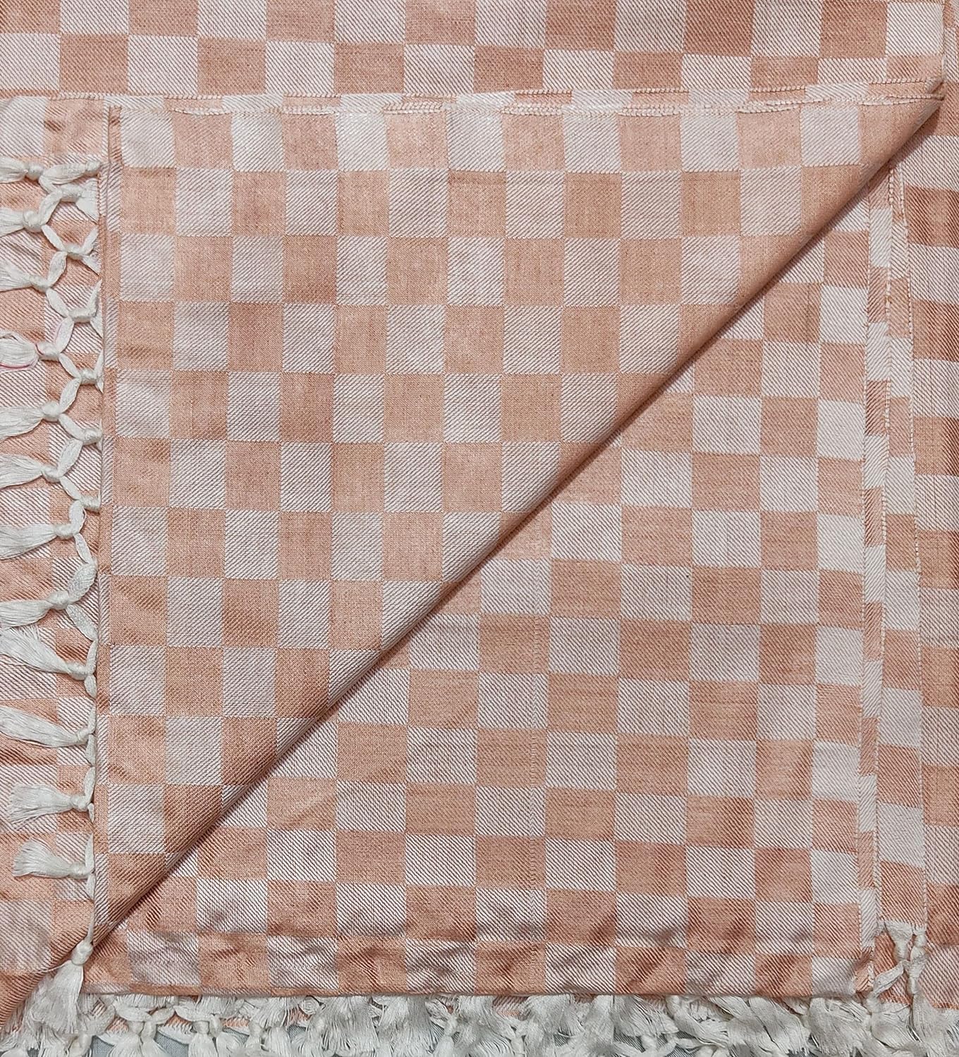 Lucky Sleep® Bhagalpuri Chadar Chekered 52X96 inch Peach 5 Lucky Sleep® Bhagalpuri Chadar Chekered 52X96 inch Peach - Image 3