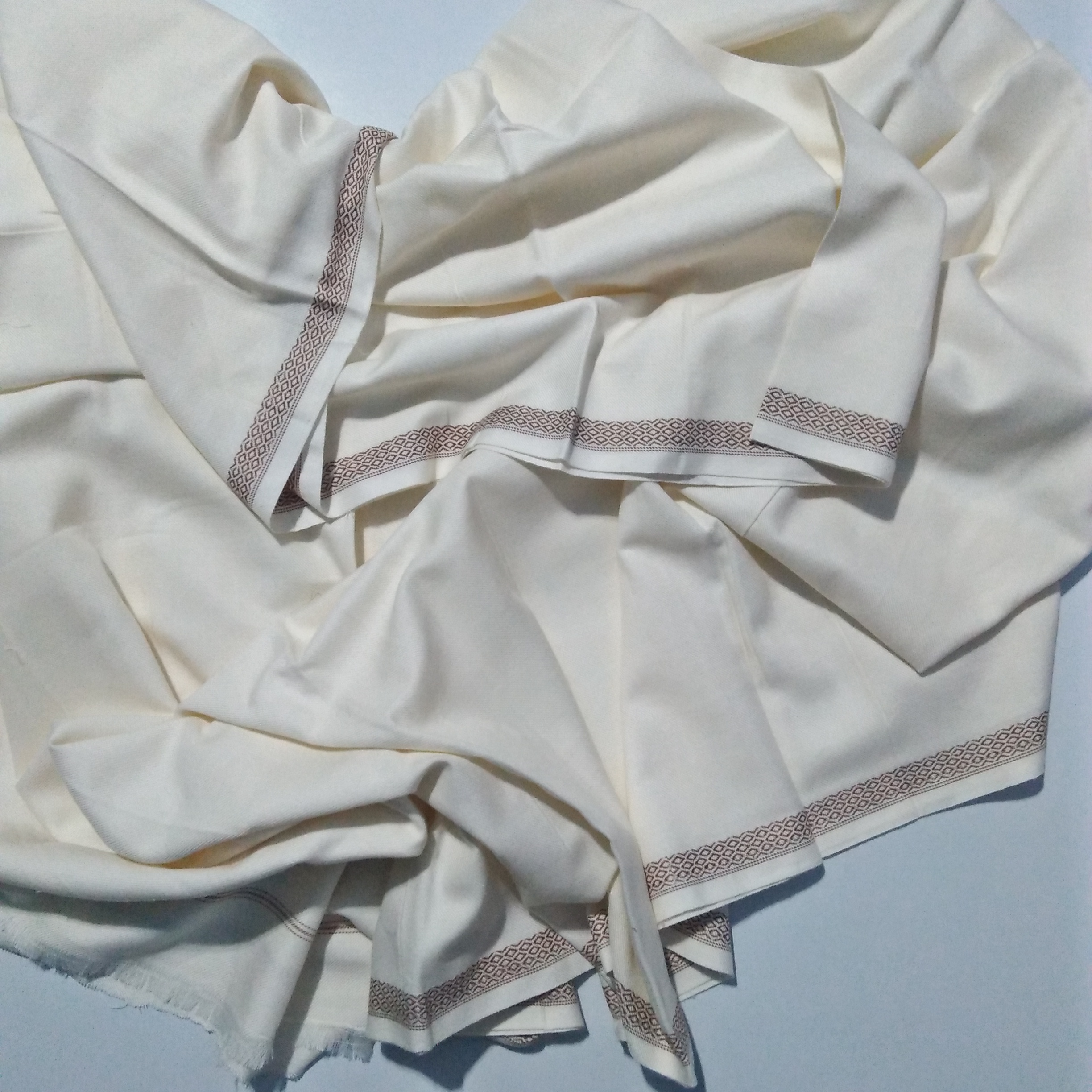 Lucky SleepĀ® Bhagalpuri Deluxe Shawl Sleeping Chadar 7 Lucky SleepĀ® Bhagalpuri Deluxe Shawl Sleeping Chadar - Image 5